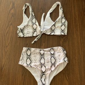 High-waisted Snakeskin Bikini Set